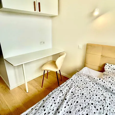 Centrum - Reymonta 24 *